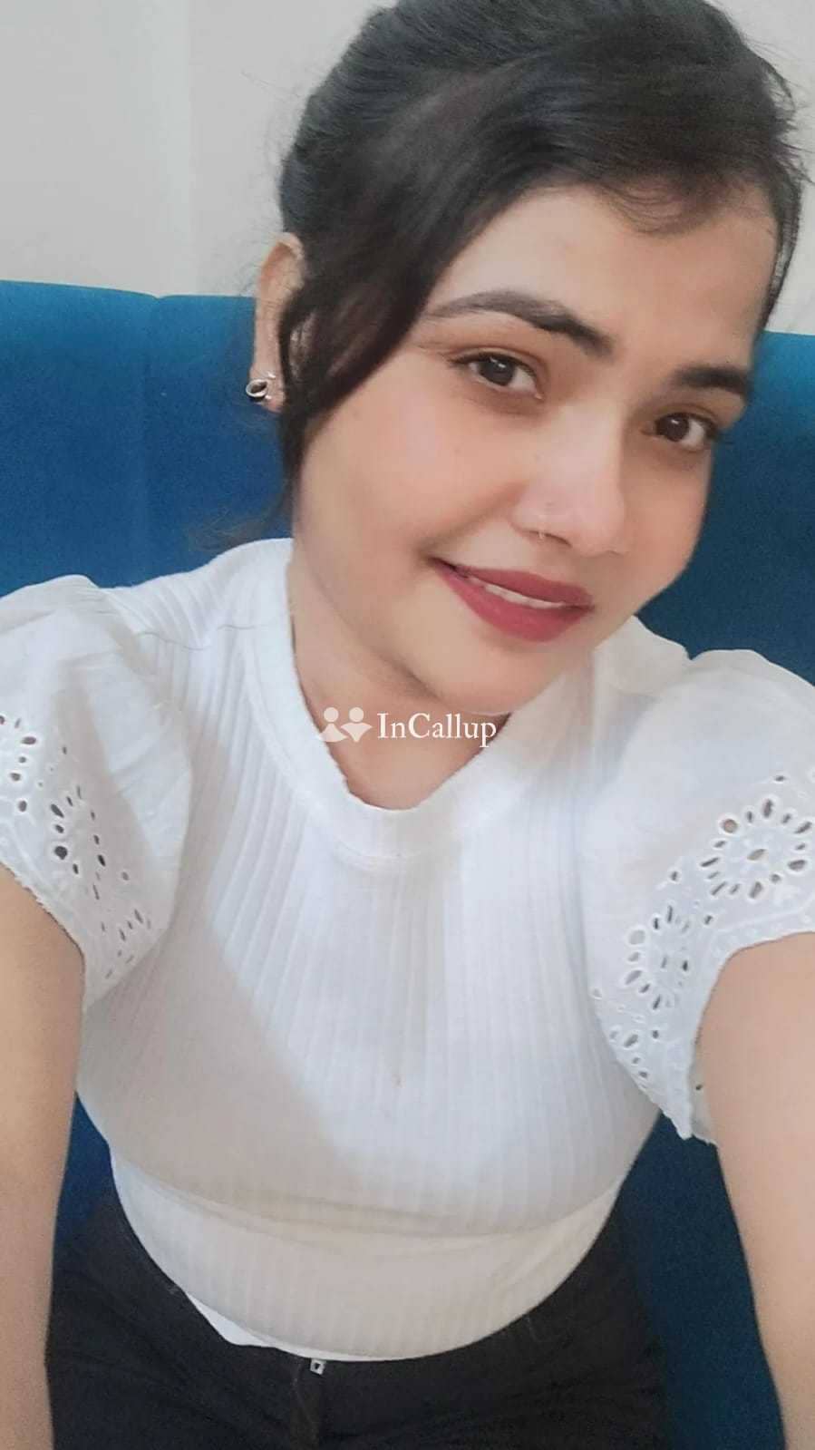 exquisite 19 year old rani singh in akola offering unforgettable experiences with her athletic charm and beauty - Call Girls in Akola