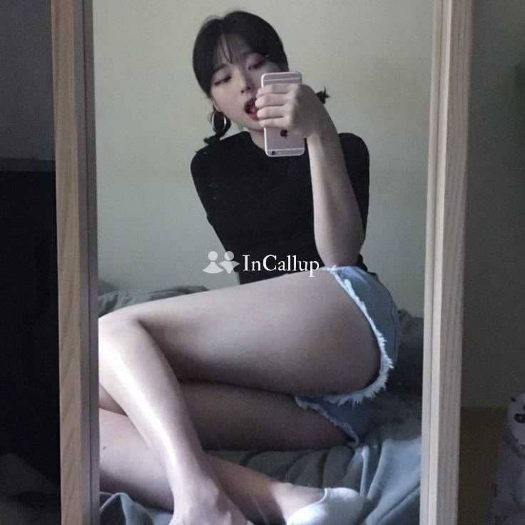 known for being flirty mature black hair and black eyes beautiful babe in akola available for day and night service - Call Girls in Akola