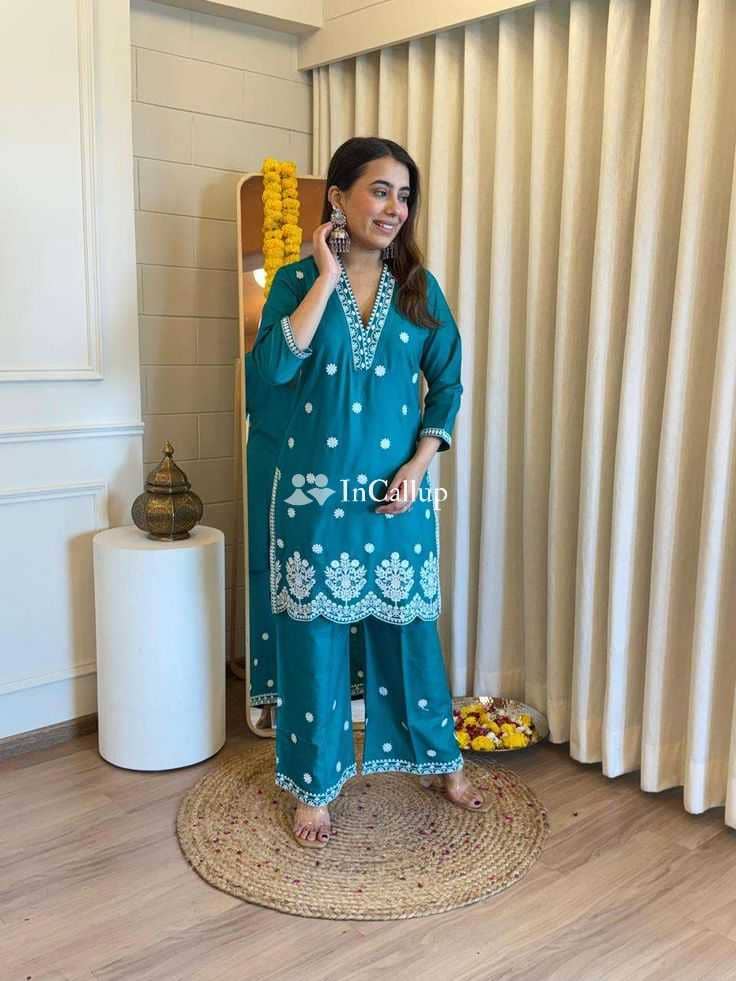 close to akola available for available 24x7 magnetic black eyes and black hair available now trusted reliable service - Call Girls in Akola