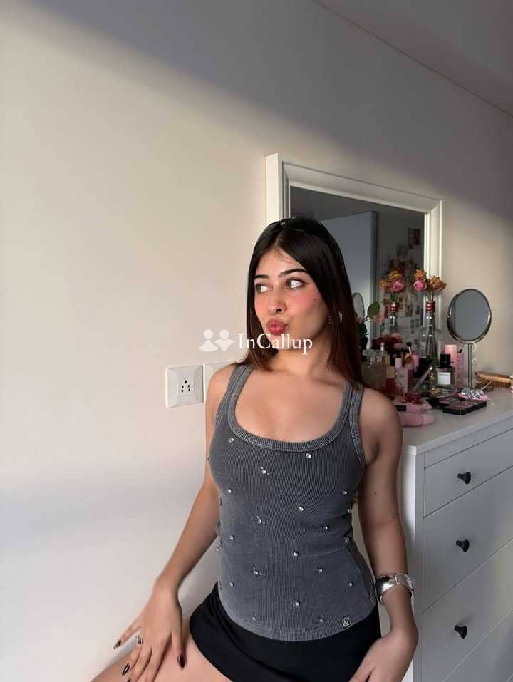 delicate black hair and brown eyes available for incall elite monic twenty two years old call girls - Call Girls in Akola