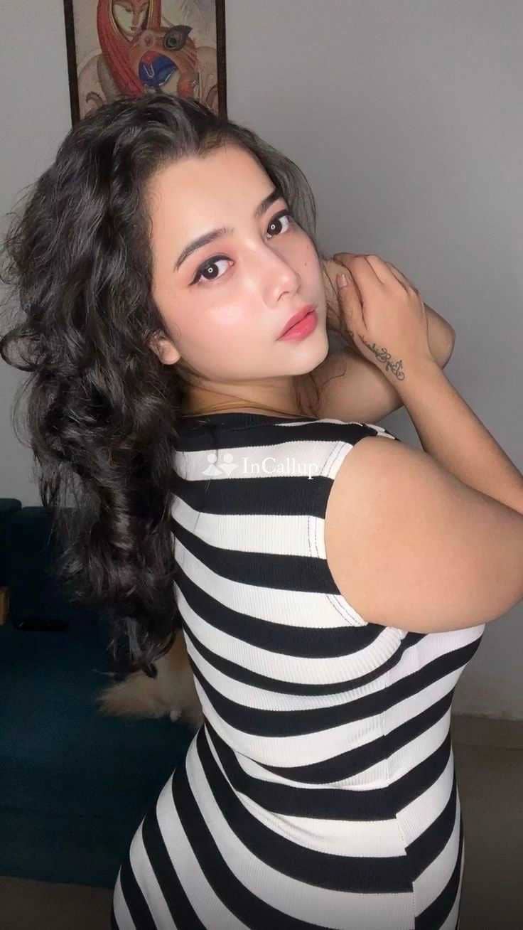 hot oral anal girlfriend experience videocall doggy style blowjob woman on top model known for being charismatic - Call Girls in Aligarh