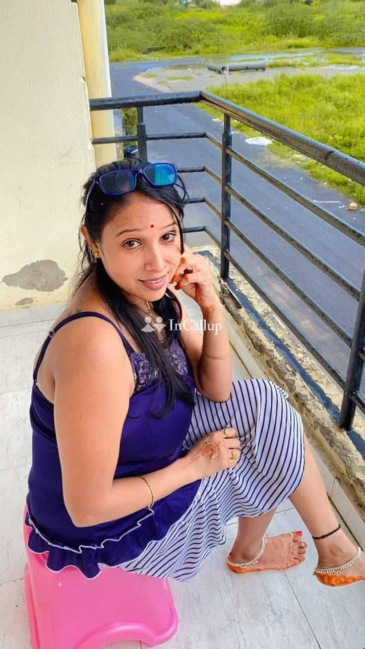 known for being dynamic vibrant black hair and blue eyes available for advance booking hot companion in alipurduar - Call Girls in Alipurduar