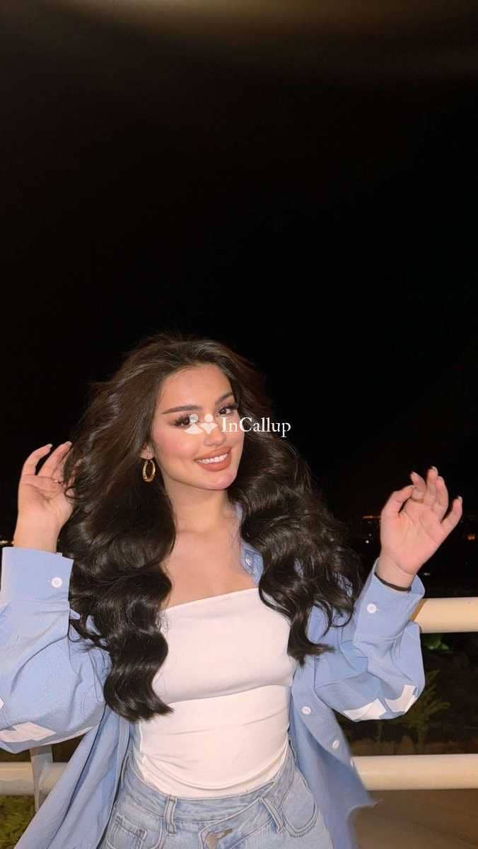 petite with black eyes and black hair curvy beautiful babe in alipurduar available now trusted reliable service - Call Girls in Alipurduar