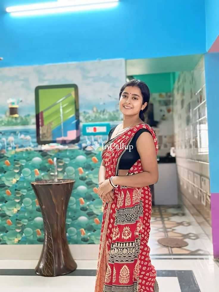 known for being professional i am sunita sharma a twenty year old call girls sparkling blonde eyes and black hair - Call Girls in Alipurduar