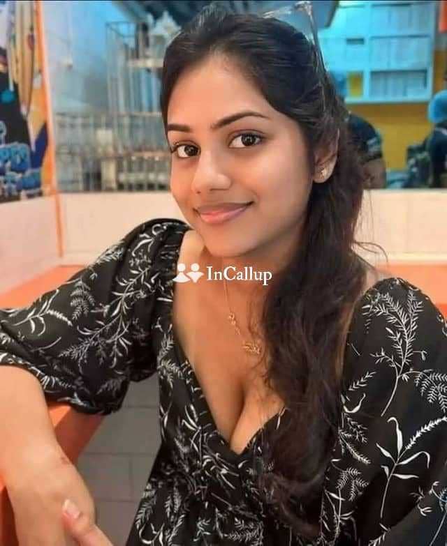 friendly escort in alipurduar model look with blonde eyes and black hair known for being classy - Call Girls in Alipurduar