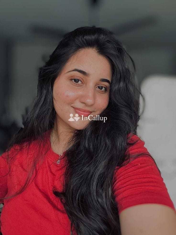 tempting black eyes and black hair available now trusted reliable service - Call Girls in Allahabad