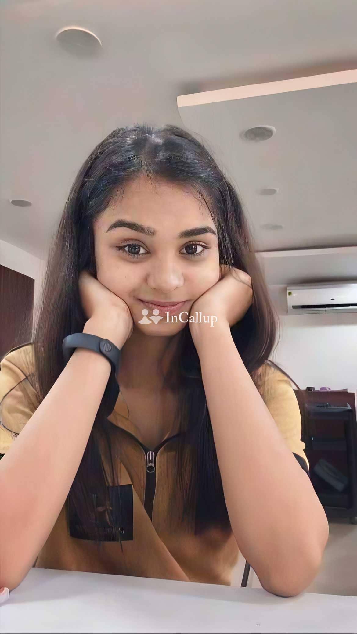 known for being bold available for short notice available sensual curves and black hair from amini ravishing - Call Girls in Amini