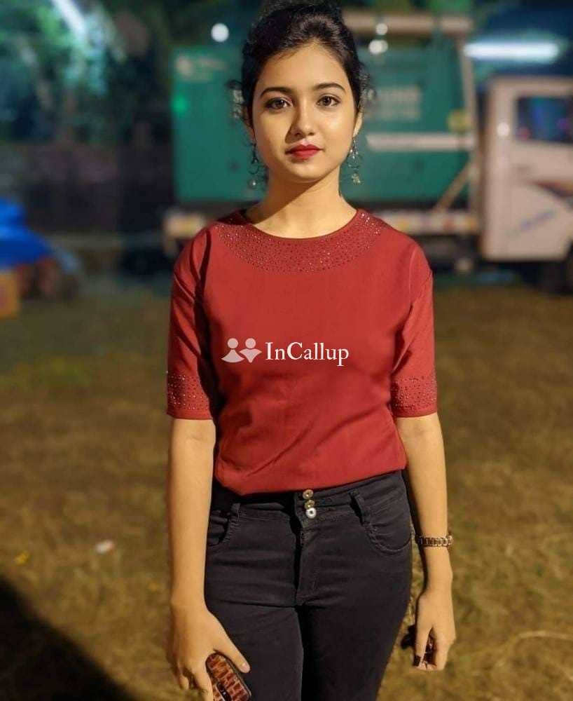 seductive black hair and black eyes introducing diya a nineteen year old call girls ready to please - Call Girls in Amravati