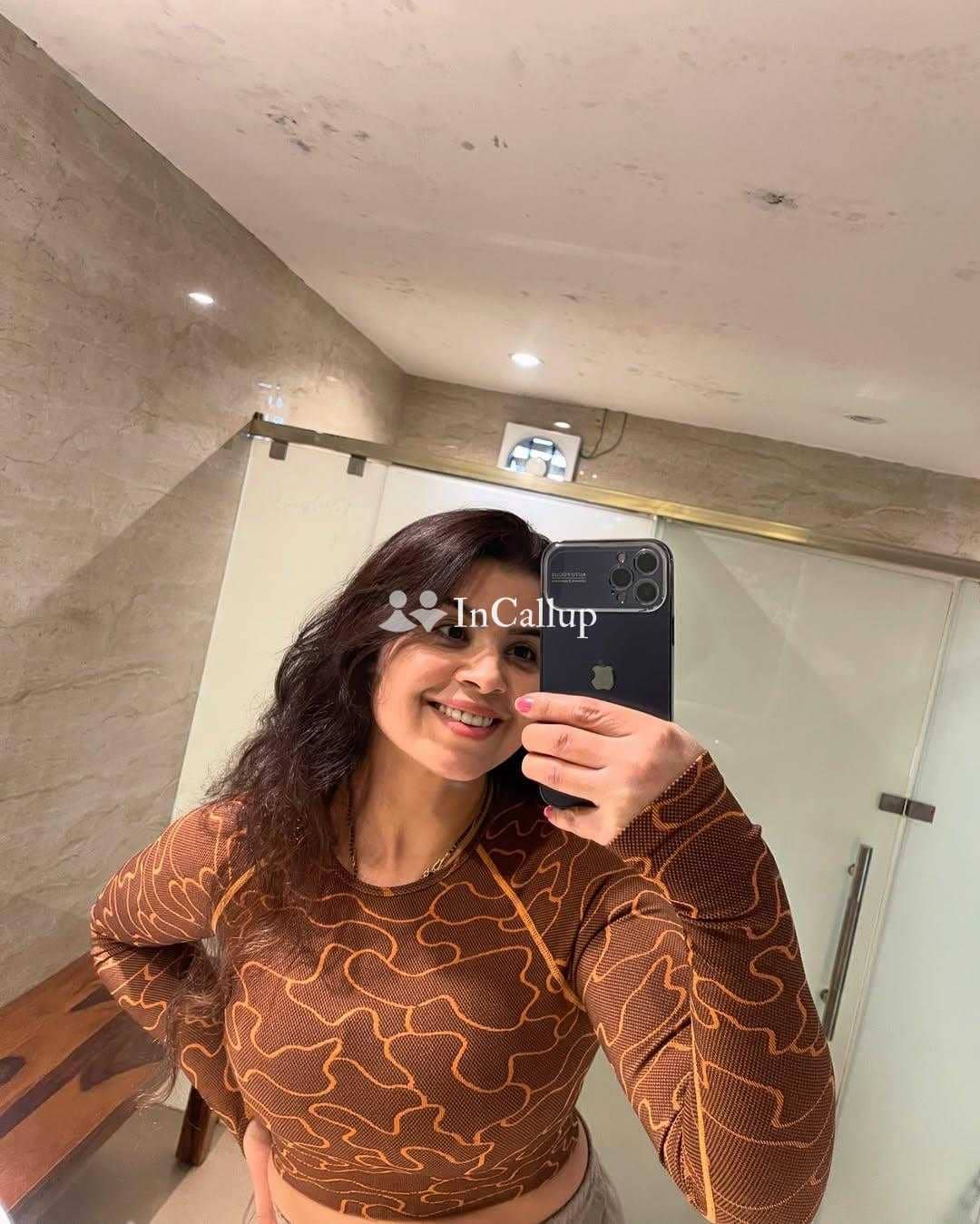 discover nisha rana call me aged twenty offering elite call girls services known for being glamorous - Call Girls in Amritsar