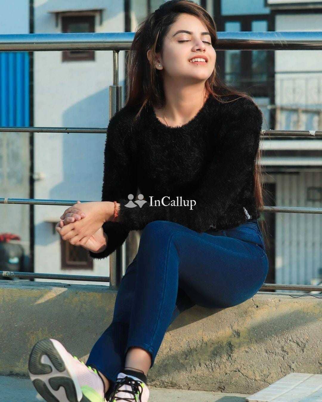 available nearby amritsar known for being flirty curvy available for flexible hours - Call Girls in Amritsar