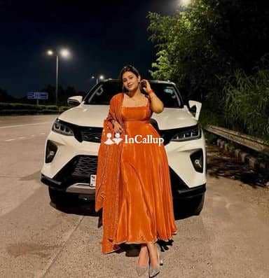 perfect black hair and black eyes friendly escort in amritsar available now trusted reliable service - Call Girls in Amritsar