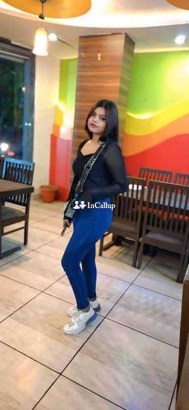 known for being naughty queen alluring black hair and black eyes local to anand available for outcall - Call Girls in Anand