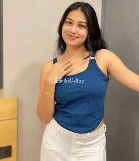 i am kareena kumari a twenty year old call girls sweet black eyes and black hair anand escort service - Call Girls in Anand