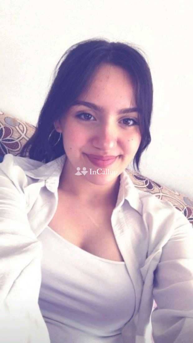 available for weekend fun known for being ravishing cute bald eyes and hazel hair your city anantapur - Call Girls in Anantapur