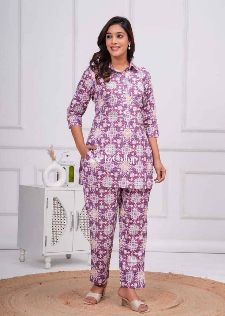 feminine black hair and black eyes elite anantpuram call girl nineteen years old call girls - Call Girls in Anantapuram