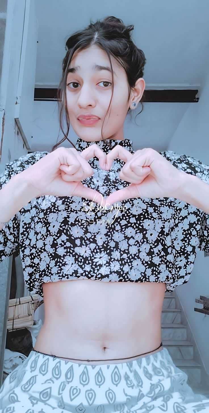 perfect black hair and black eyes romantic companion in anantnag available now trusted reliable service - Call Girls in Anantnag