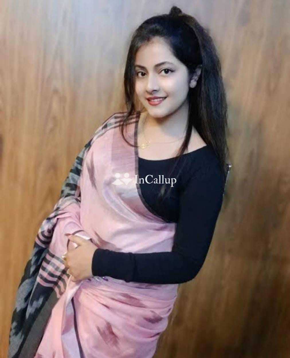 elite diya nineteen years old call girls delightful black eyes and black hair known for being magnetic - Call Girls in Andheri