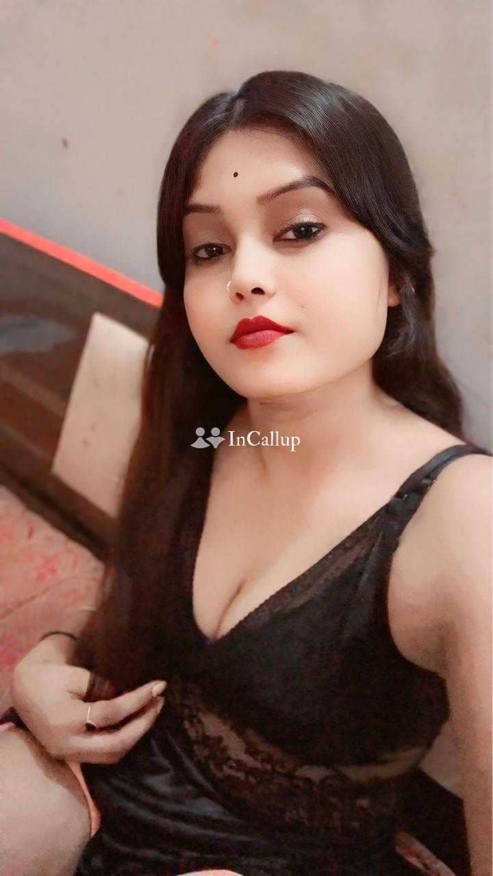 available for outcall curvy riya nineteen years old call girls available now trusted reliable service - Call Girls in Arambagh