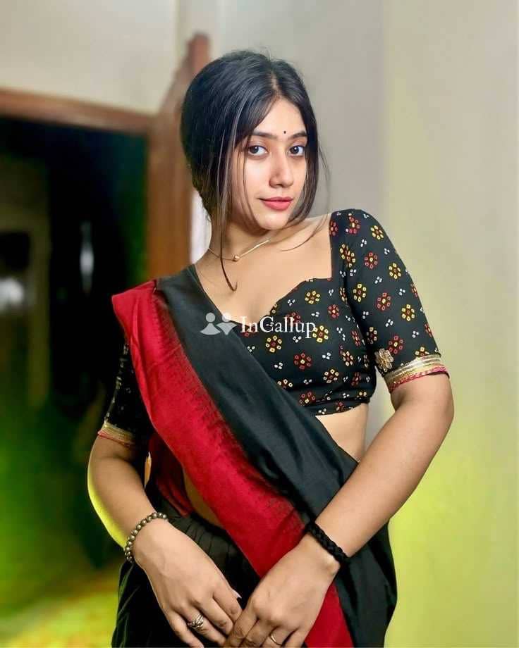 available for business trip service alluring colored hair and blue eyes available now trusted reliable service - Call Girls in Arambagh