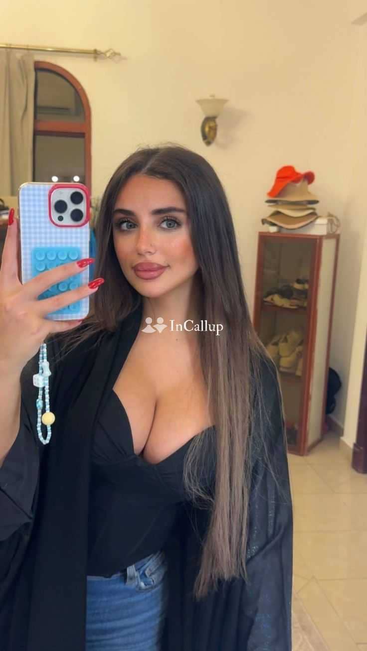 hi i am maya a playful twenty three year old call girls beautiful babe in arambagh - Call Girls in Arambagh