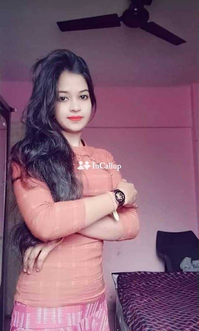 known for being gentle classy muskan nineteen year old call girls woman model look with black eyes and brown hair - Call Girls in Asansol