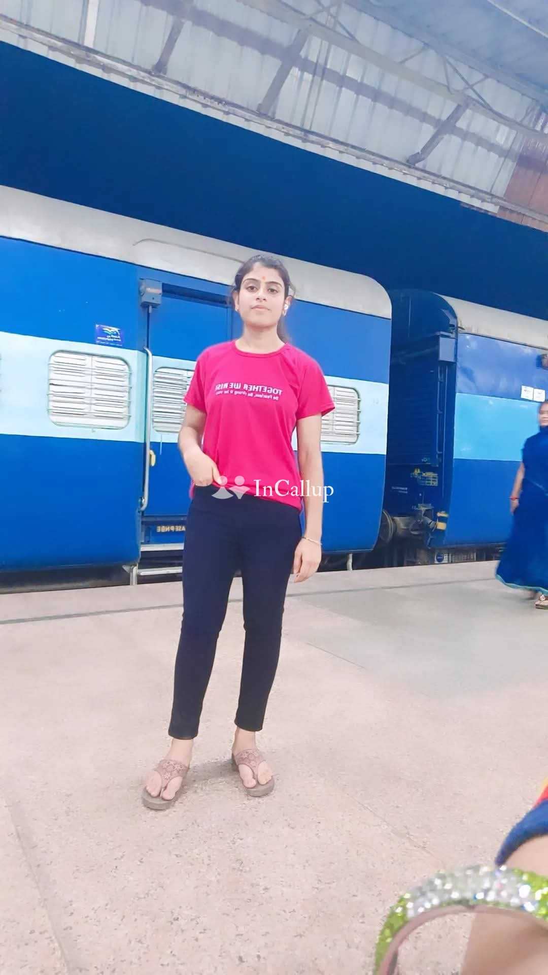 asansol escort service pretty blonde hair and black eyes available now trusted reliable service - Call Girls in Asansol