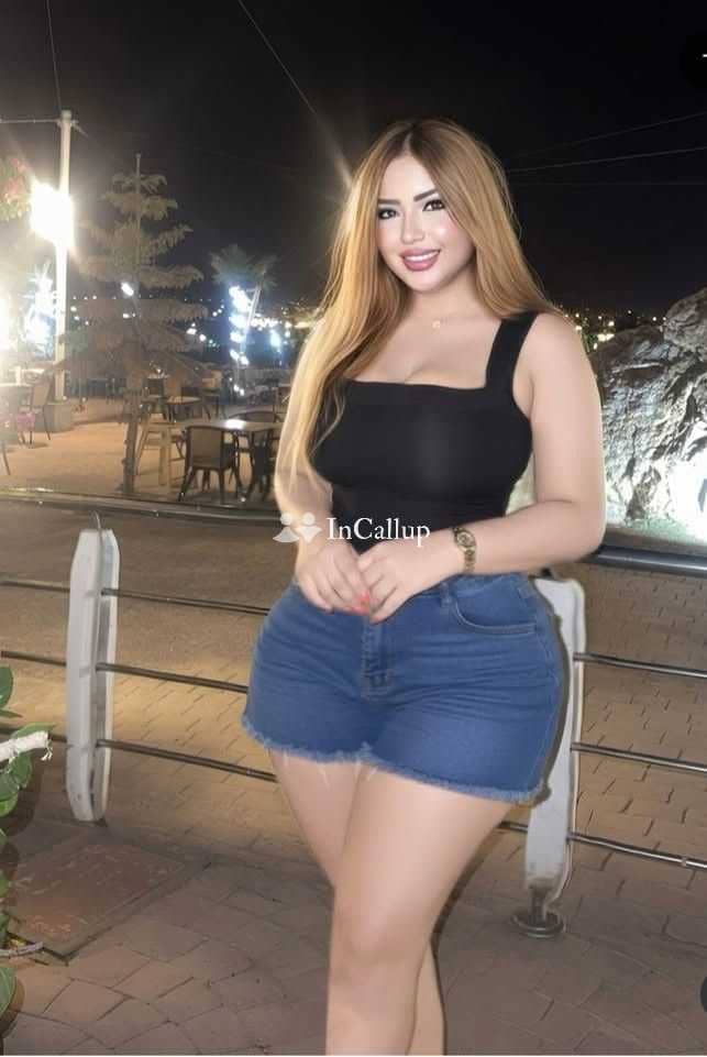 petite escort in aurangabad vibrant black hair and black eyes available now trusted reliable service - Call Girls in Aurangabad