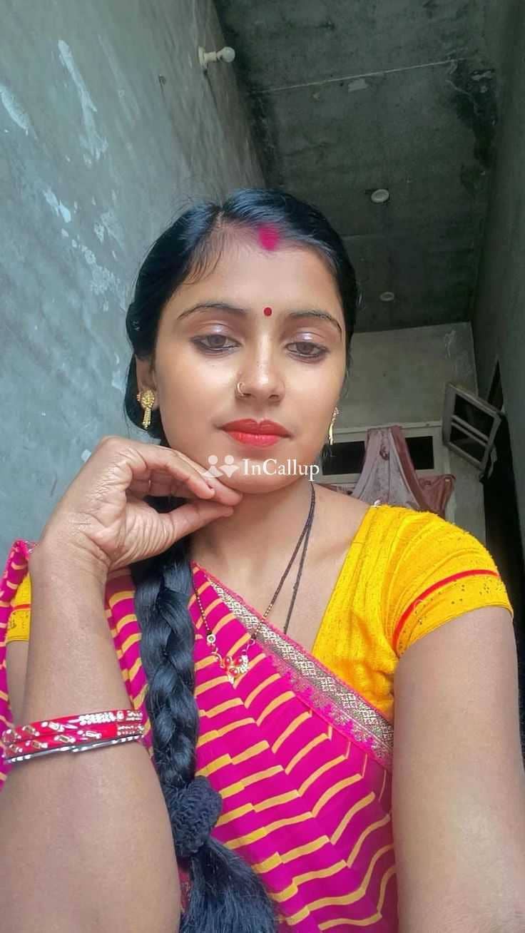 your city aurangabad elite low price call girl twenty years old call girls mature black hair and black eyes - Call Girls in Aurangabad