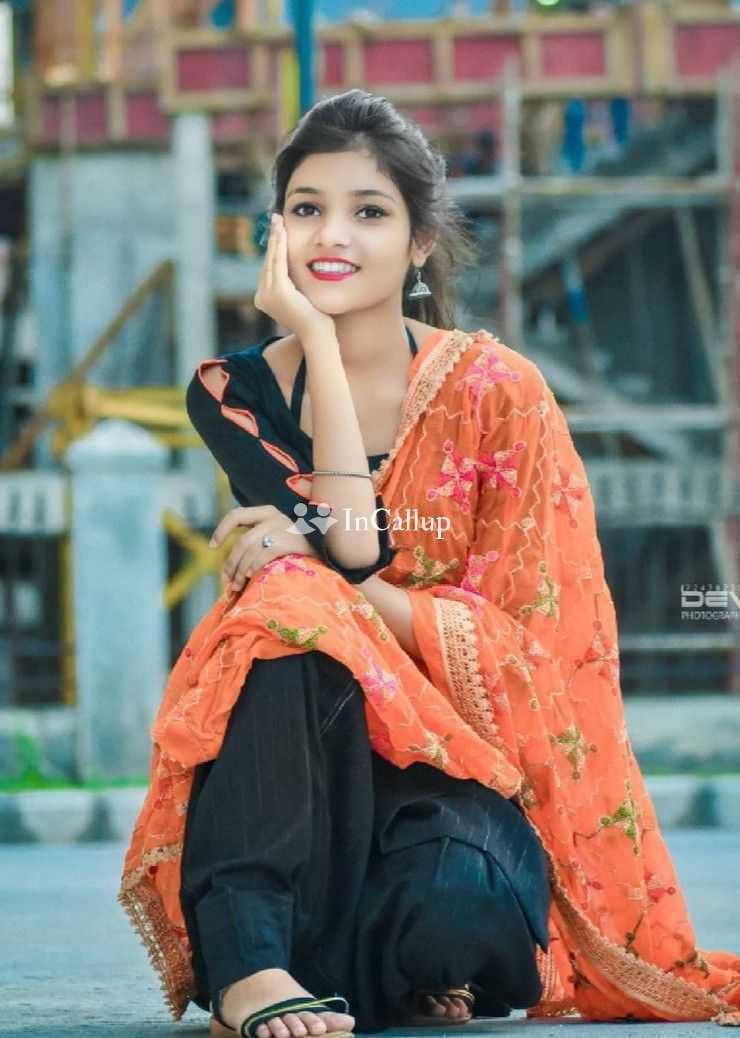 sensual girlfriend experience available for weekend fun fresh black hair and black eyes known for being charismatic - Call Girls in Balod