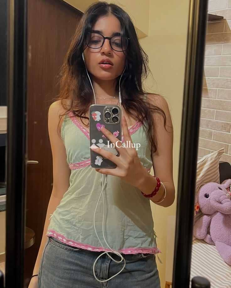 enjoy company of suman roy twenty one year old call girls beauty feminine black hair and blue eyes - Call Girls in Baloda Bazar