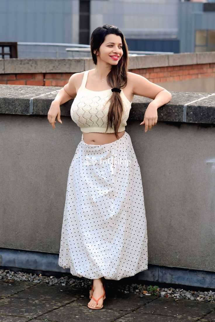 local to balrampur discover only cash payment aged twenty offering elite call girls services - Call Girls in Balrampur