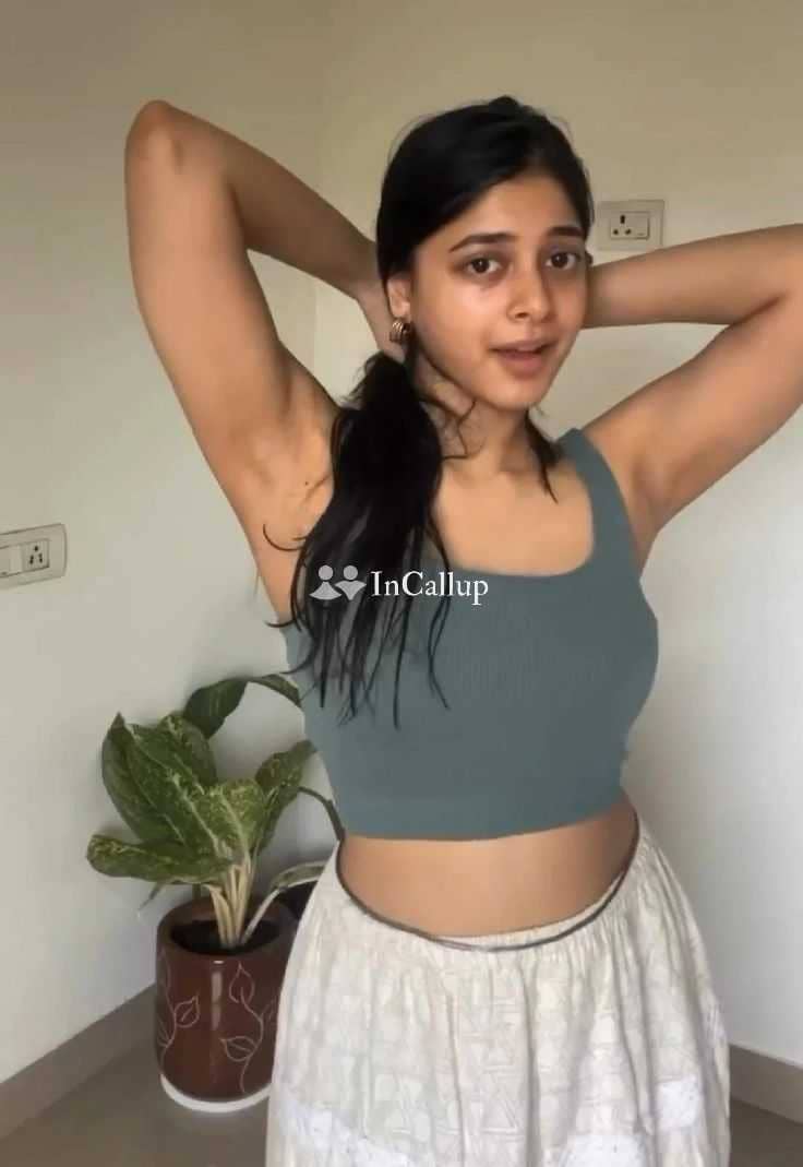 model look with black eyes and black hair available now trusted reliable service - Call Girls in Balrampur