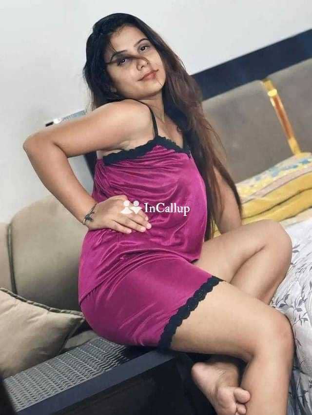 hot neha roy twenty one years old call girls known for being sexy playful brown body and green hair irresistible - Call Girls in Balurghat