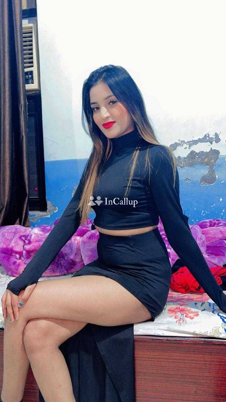 magnetic black eyes and black hair playful date in bangalore available for both incall and outcall - Call Girls in Bangalore