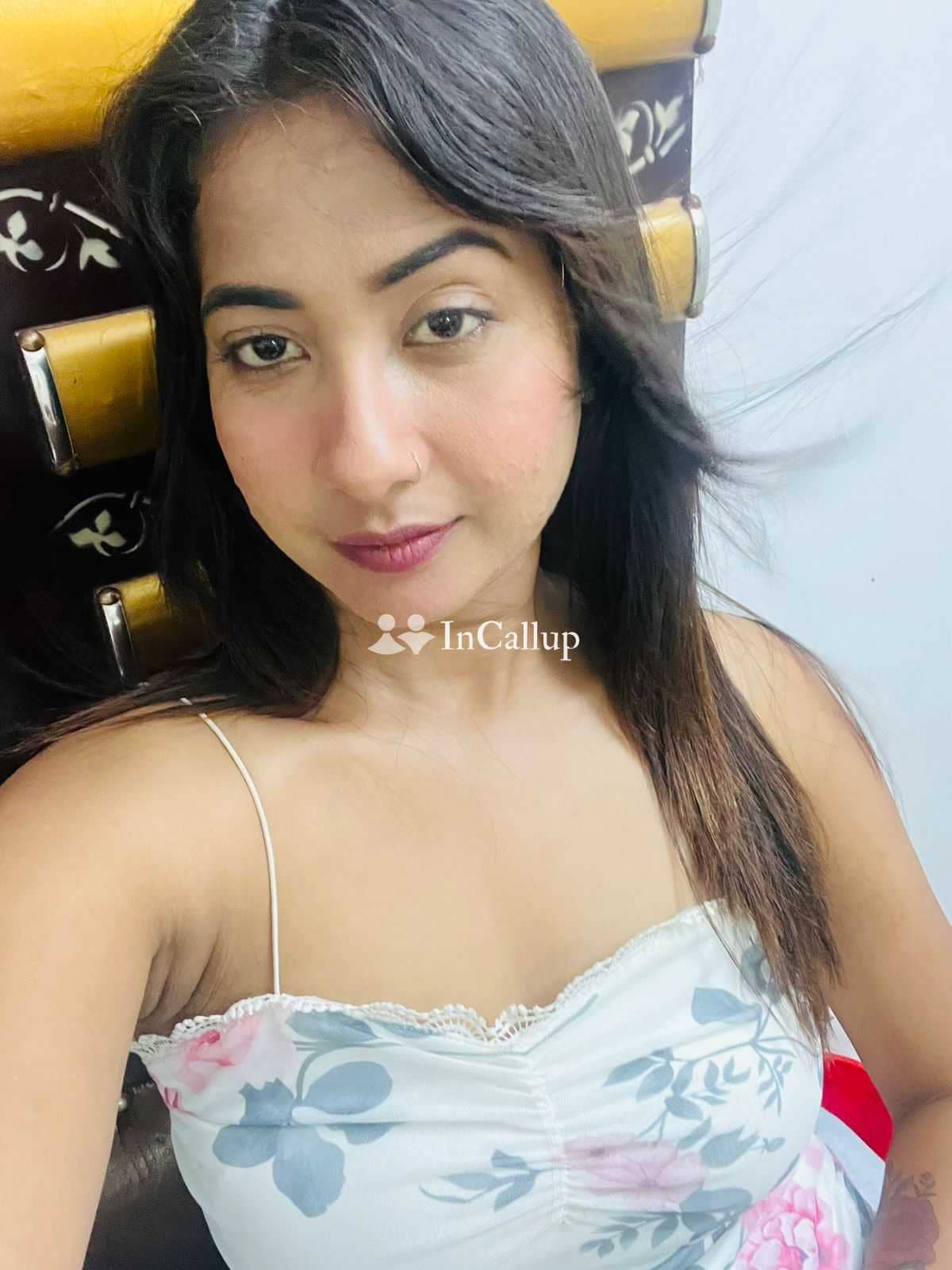 available for business trip service known for being reliable stylish brunette hair and black eyes - Call Girls in Bankura