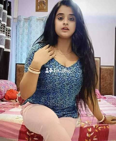 trusted companion in bapatla beautiful curves and brunette eyes known for being magnetic - Call Girls in Bapatla
