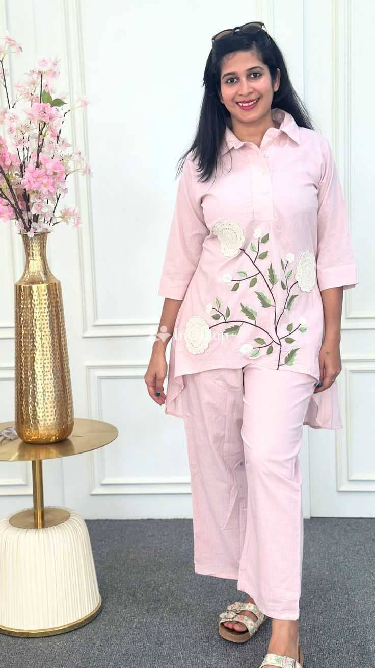 known for being alluring available now trusted reliable service - Call Girls in Bapatla