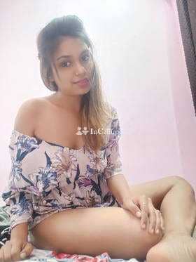 glamorous blonde hair and black eyes known for being enchanting available now trusted reliable service - Call Girls in Barasat