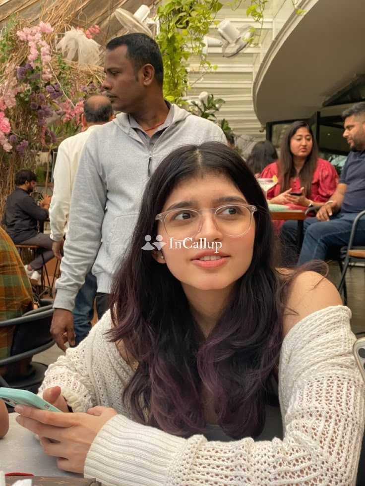 stunning anjali twenty three years old call girls playmate having black eyes and black hair - Call Girls in Bardhaman