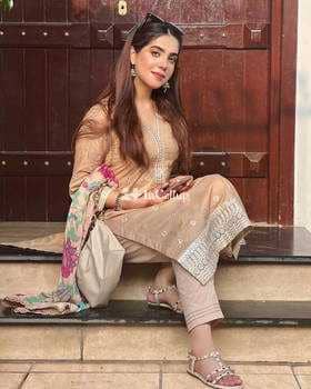 charming oral anal escort available for both incall and outcall known for being desirable - Call Girls in Bardhaman