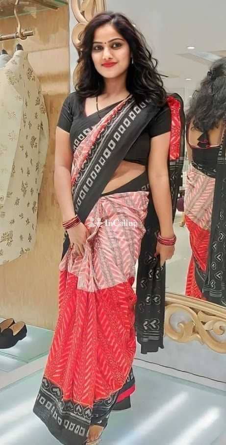 voluptuous with red hair and blue eyes meet me in bareilly available now trusted reliable service - Call Girls in Bareilly