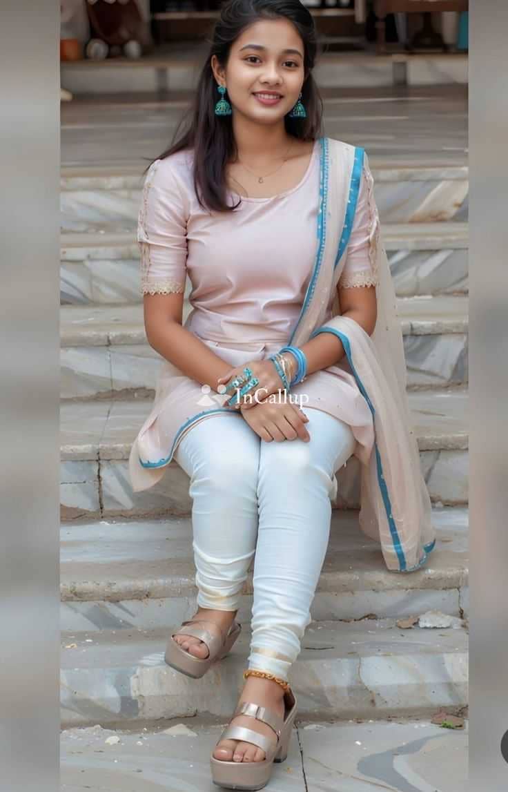 petite available for advance booking magnetic black eyes and brown hair known for being trustworthy - Call Girls in Baripada