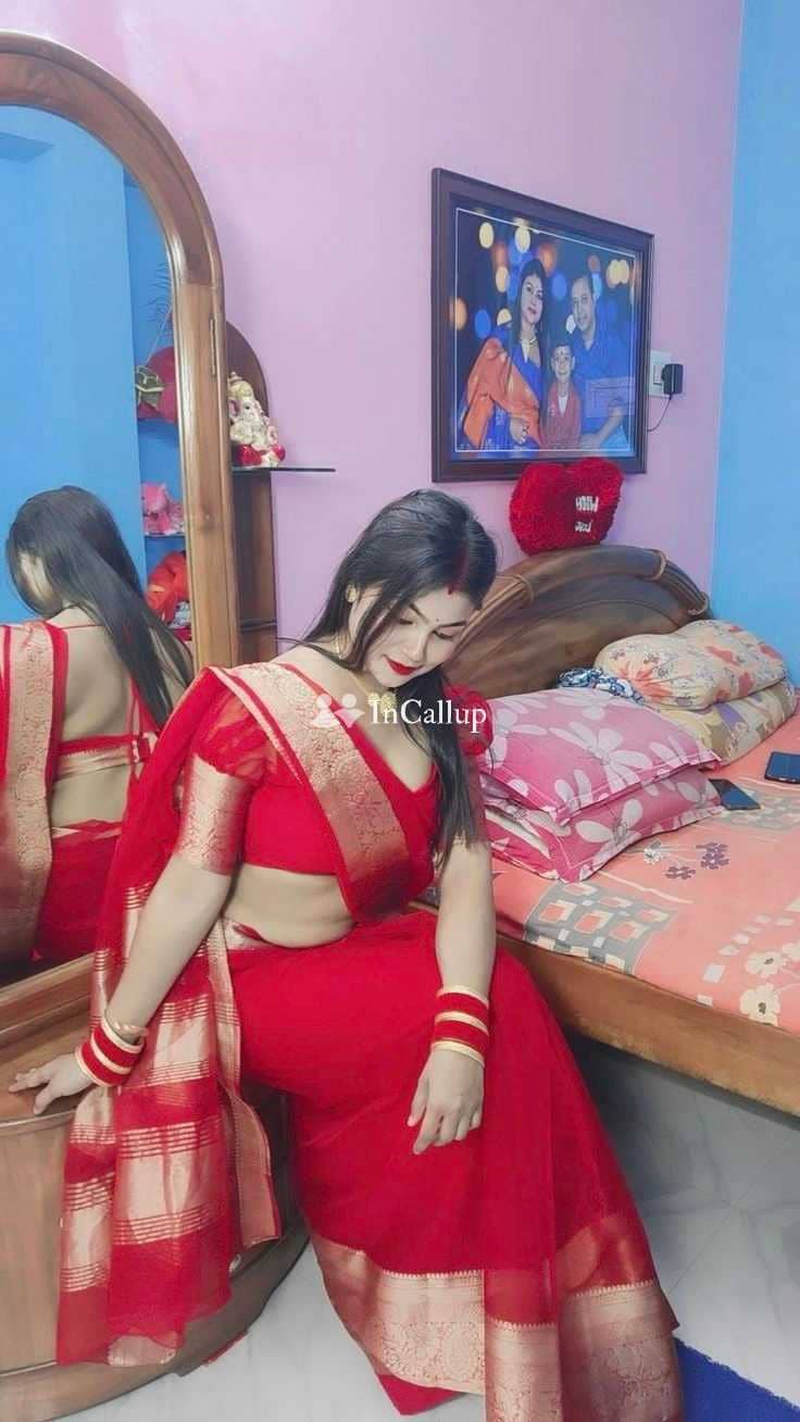 from barrackpore stunning brunette hair and black body available for home visits - Call Girls in Barrackpore
