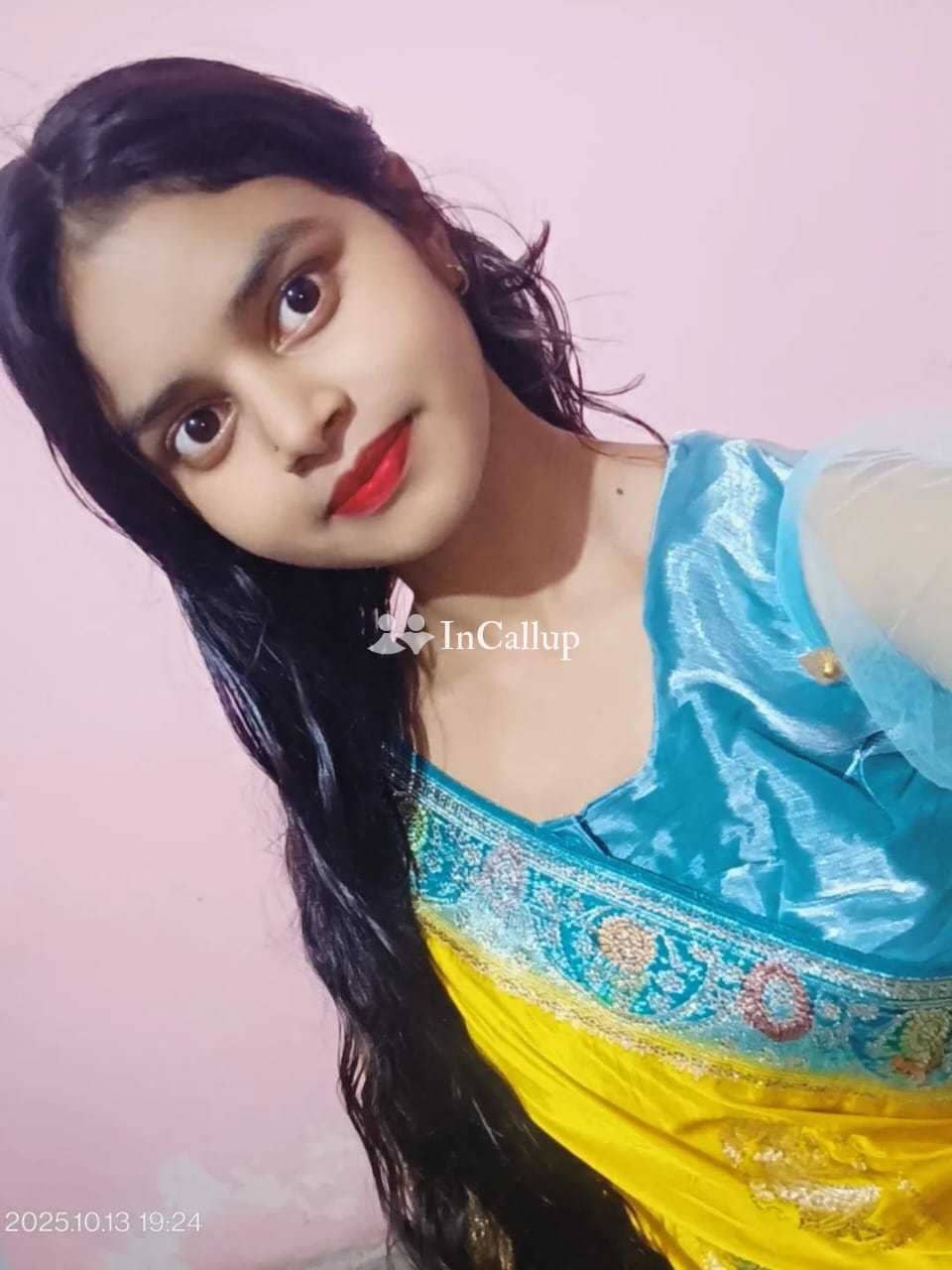 known for being creative offering service in baruipur seductive blonde hair and black eyes - Call Girls in Baruipur