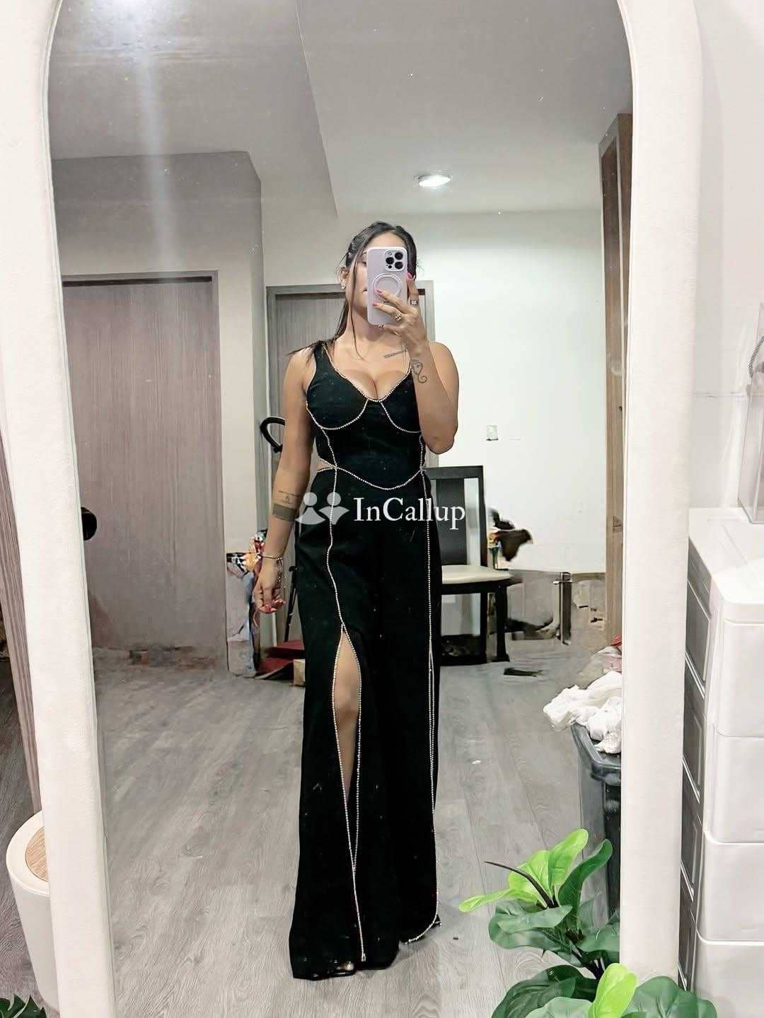 beautiful curves and black eyes escort service in baruipur available for advance booking petite escort in baruipur - Call Girls in Baruipur