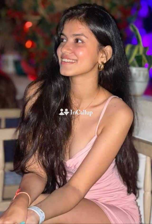 adorable black eyes and brown hair available for girlfriend experience professional escort in baruipur - Call Girls in Baruipur