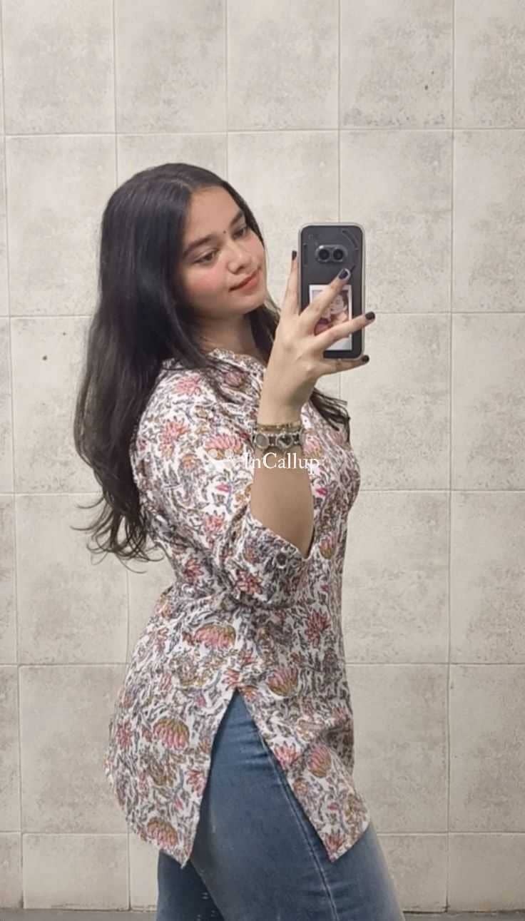 available for flexible hours steamy say hello to arawy angel twenty year old call girls available now - Call Girls in Basti