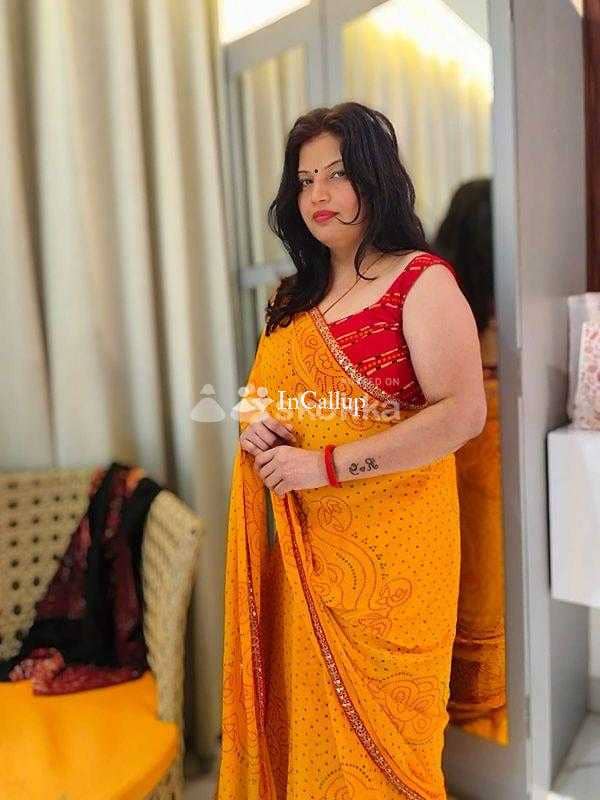 beautiful payal twenty two year old call girls girlfriend type known for being smart - Call Girls in Basti