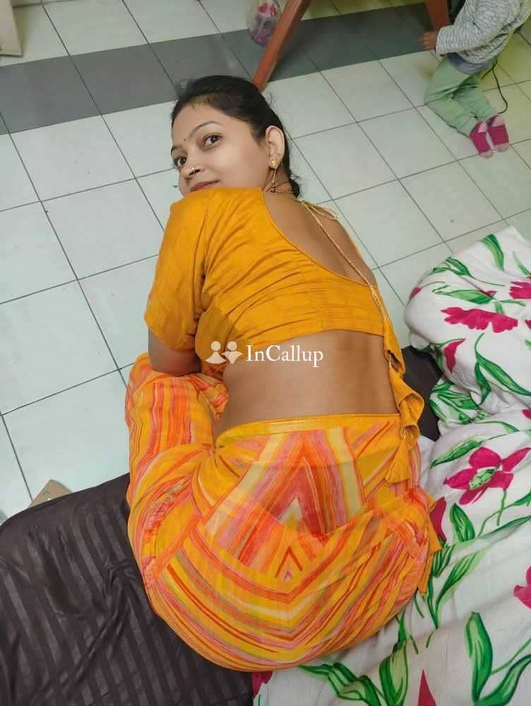 petite with black eyes and black hair available for available anytime available now trusted reliable service - Call Girls in Basti