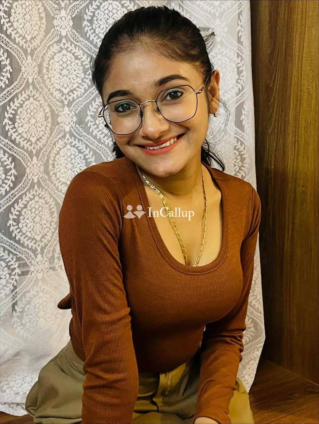 available for casual fun known for being angelic sensual rani eighteen year old call girls sexy - Call Girls in Begusarai